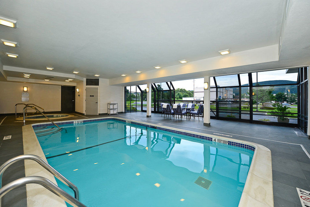 Holiday Inn Express Fishkill-Mid Hudson Valley By Ihg Zewnętrze zdjęcie